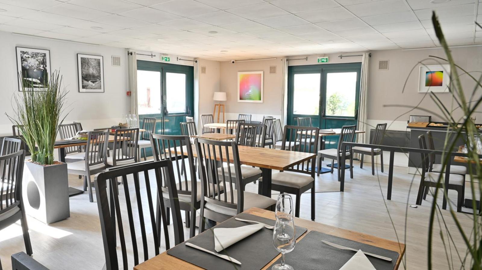 Les Chevaliers Des Balances Hotell Saint-Aubin  Exteriör bild